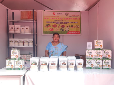 FIG women group at Saras Mela